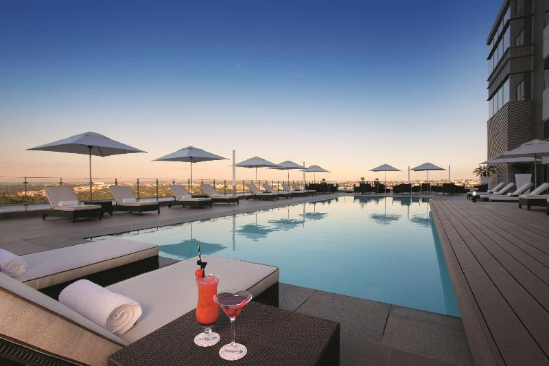 Radisson Blu Hotel Sandton - pool