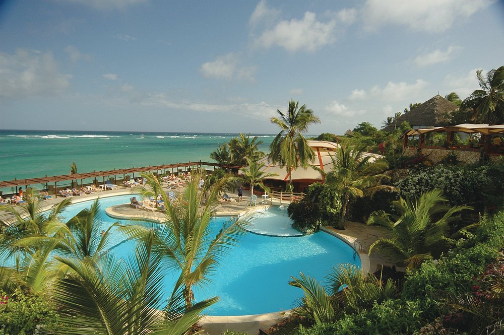 Leopard Beach - pool